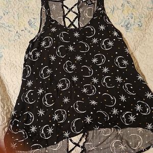 Hot Topic Black top crescent 🌙 moon and stars 🌟 open back Small